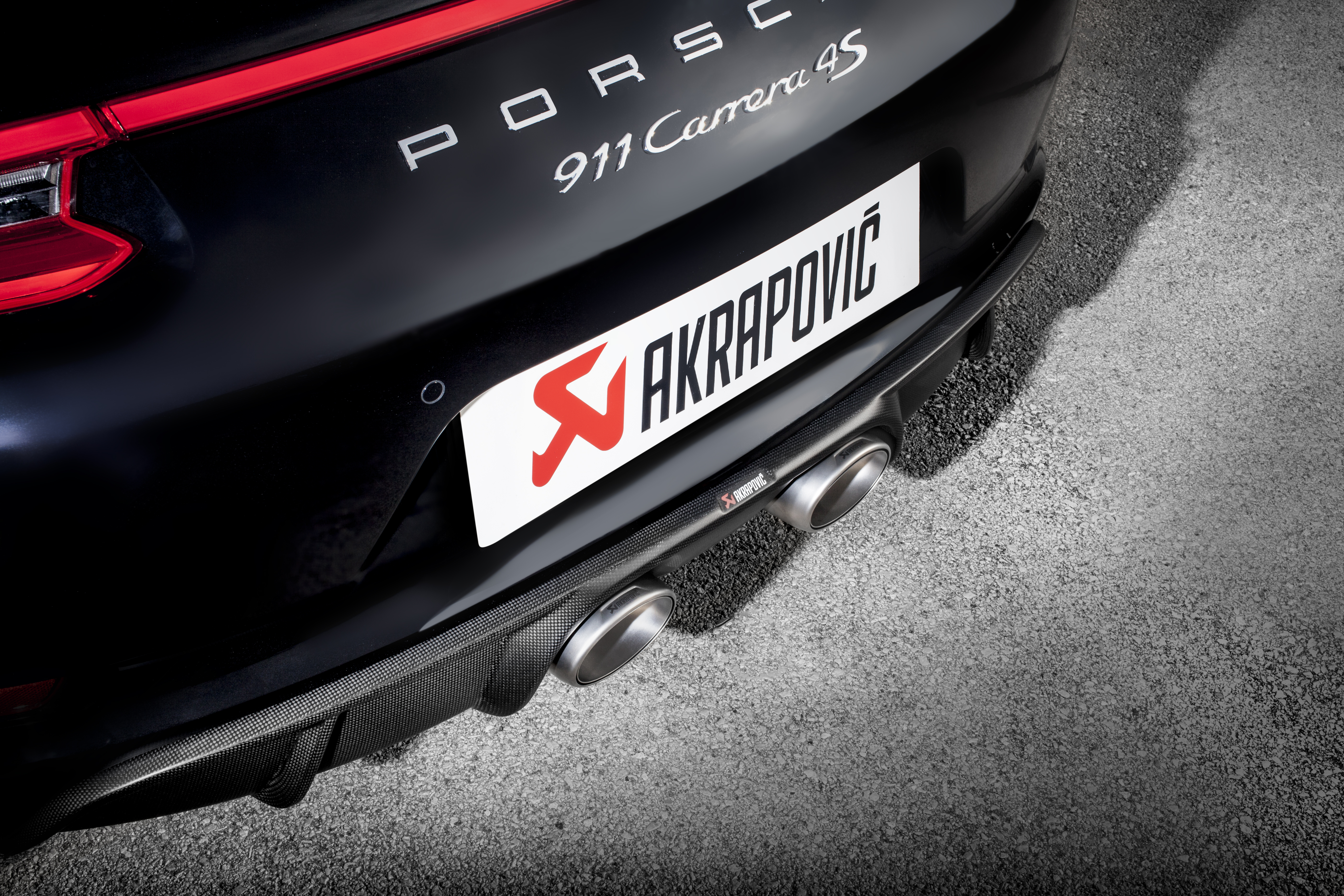 Akrapovic Slip-On Line (Titan) - for OE non sport exhaust für Porsche 911 Carrera / Cabriolet / Targa /S/4/4S/GTS (991.2) 2019