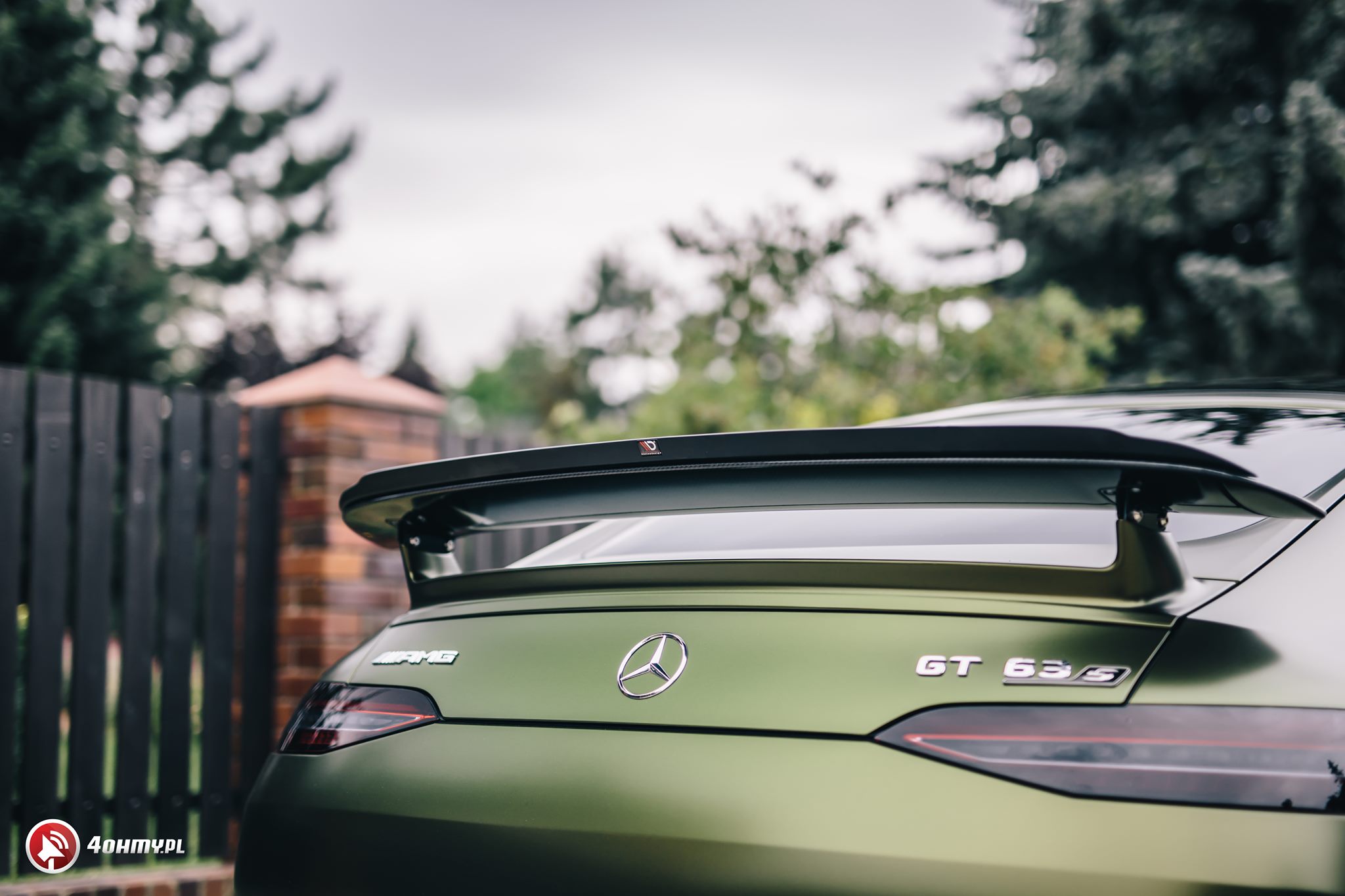 Maxton Design Spoiler CAP für Mercedes-AMG GT 63 S 4 Door-Coupe schwarz Hochglanz